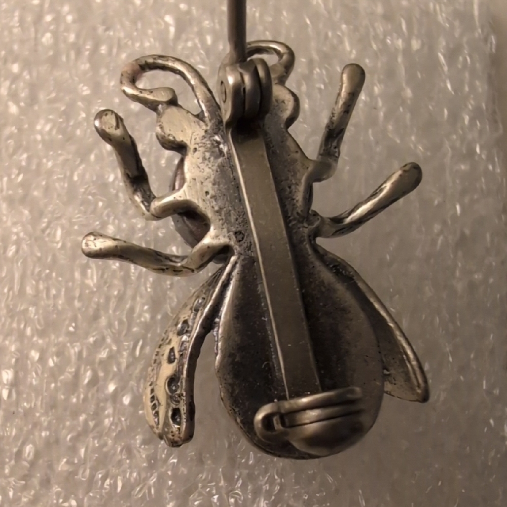 Petite Vintage Southwestern Hematite Dimensional Bug Silver Brooch Pin - Picture 6 of 8